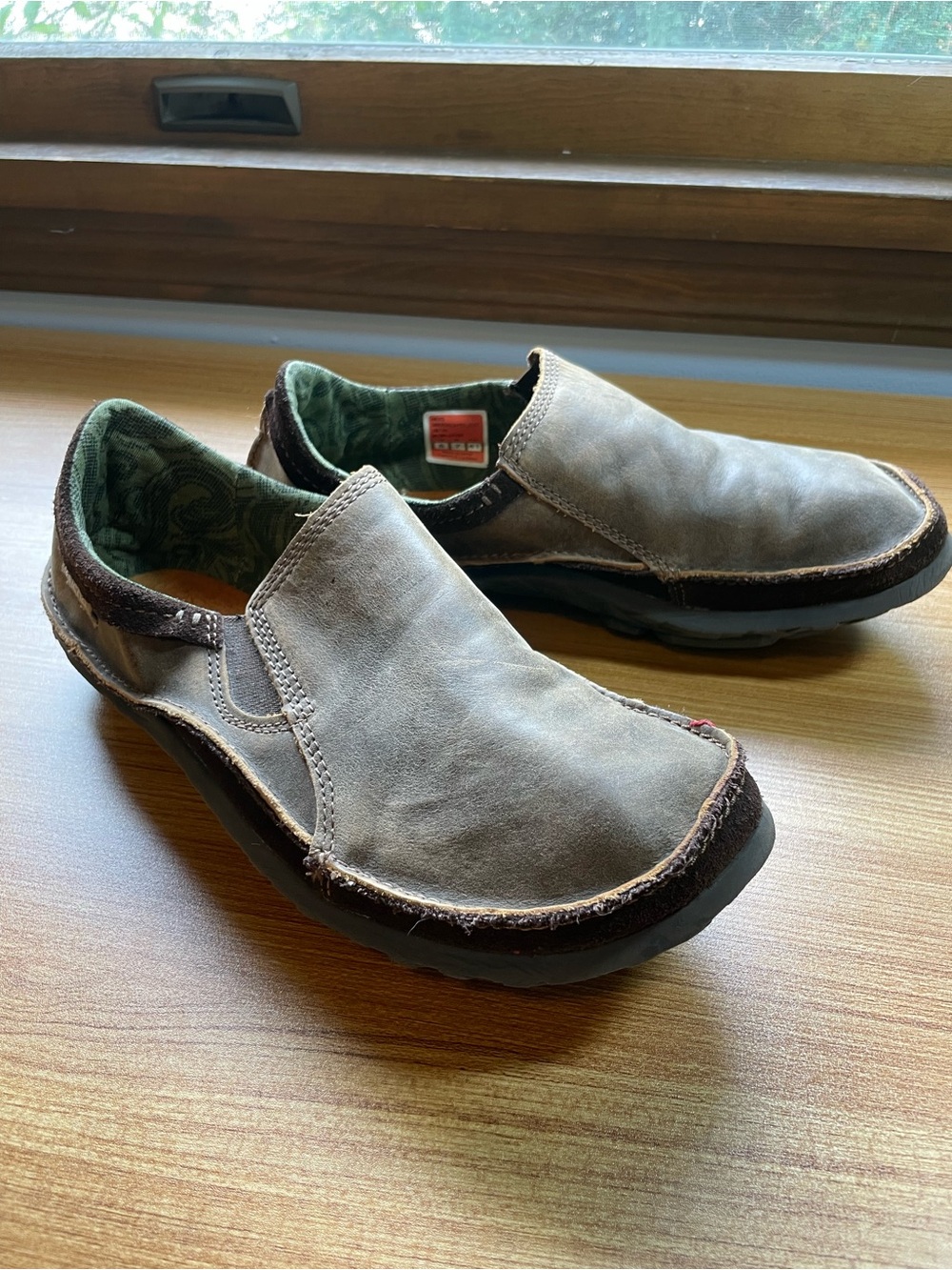 cushe Dawn Patrol Ultra Light Men's Slip-On Loafers in Taupe and Dark Brown- HTF